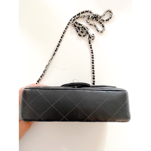▫️Chanel▫️ Quilted Mini Flap Charcoal Crossbody - Picture 4 of 13